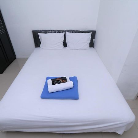 Kamar Keluarga Ungaran Jacarta Exterior foto
